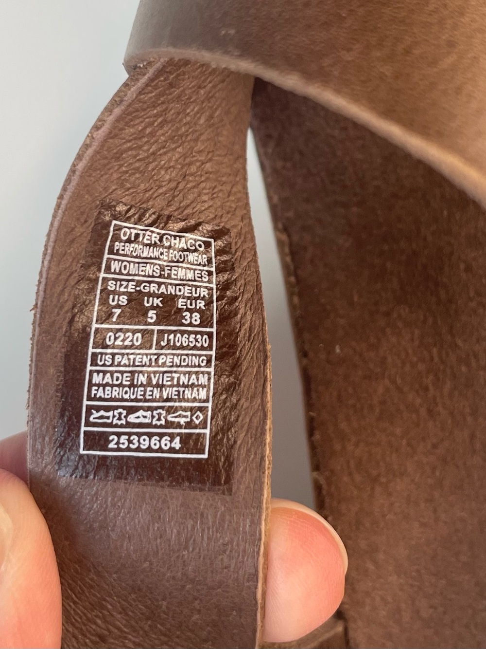 Chaco Wayfarer Otter Brown Leather Crossover Strap Sandals Women’s 7 Outdoors - Picture 13 of 16